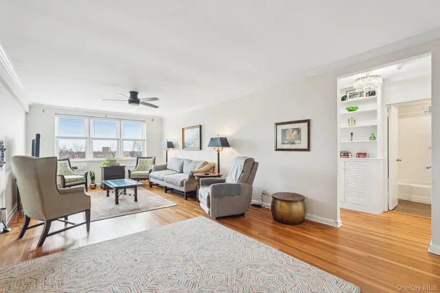 4 Putnam Hill #4F, Greenwich, NY 06830 - #2