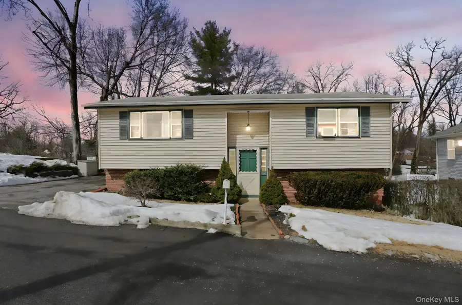 12 North Street, Montrose, NY 10548 - #2