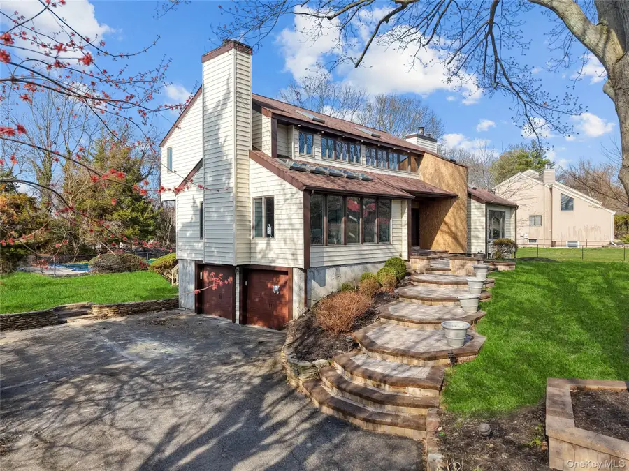 3 Indian Valley Road, Poquott, NY 11733 - #2