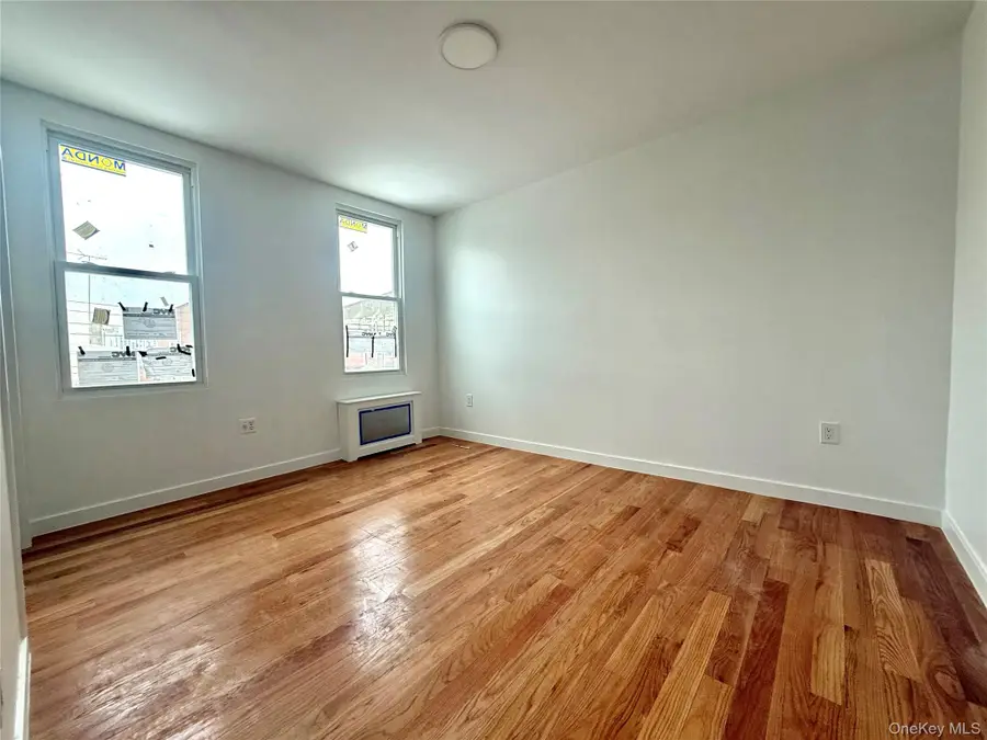 6734 52nd Avenue, Maspeth, NY 11378 - #3