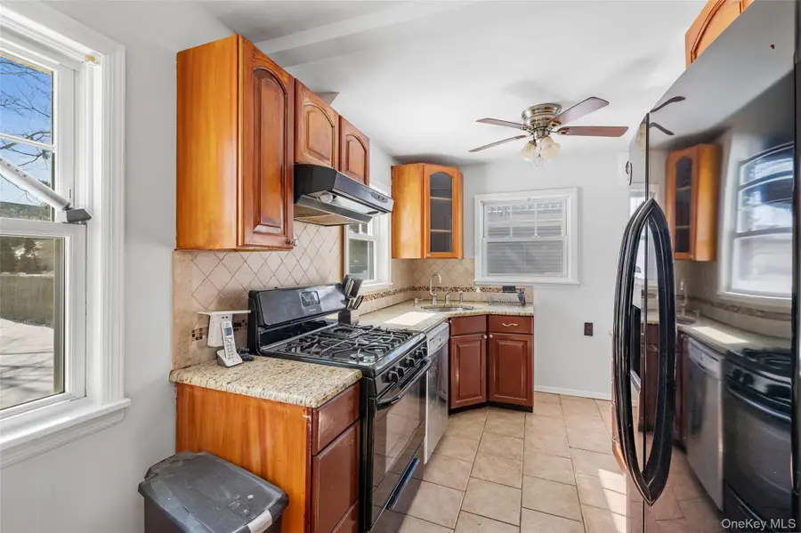 682 Rose Boulevard, Baldwin, NY 11510 - #2