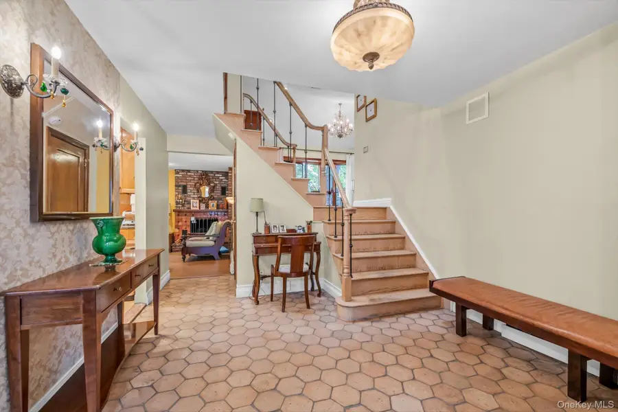 740 Kearny Drive, North Woodmere, NY 11581 - #2