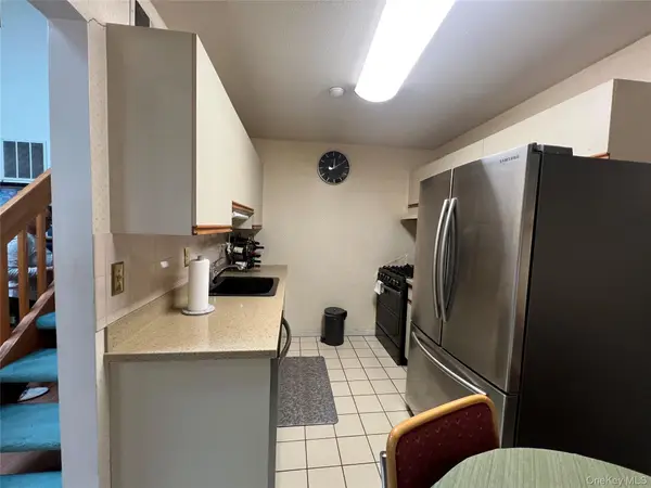 40 Chester Lane #40, Nanuet, NY 10954