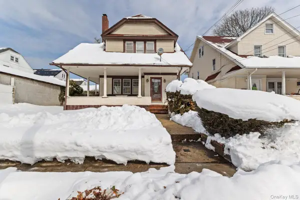 18811 Dormans Road, Saint Albans, NY 11412