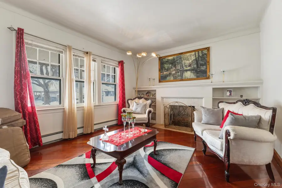 18811 Dormans Road, Saint Albans, NY 11412 - #3