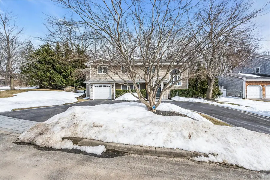54 Valleywood Road, Commack, NY 11725 - #2