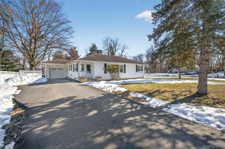 2 Thomas Jefferson Place, Middletown, NY 10940 - #3