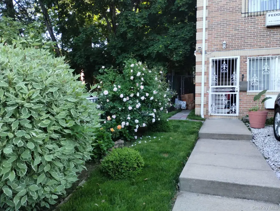 933 Tilden Street, Bronx, NY 10469 - #2