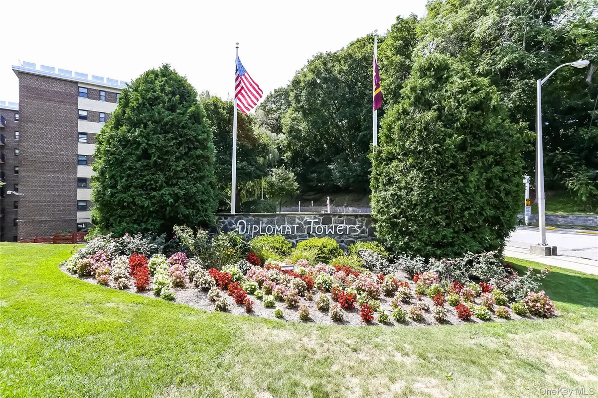 100 Diplomat Drive #8C, Mount Kisco, NY 10549 - #1