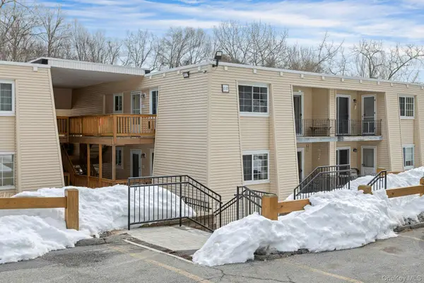 417 Fox Run Lane, Carmel, NY 10512