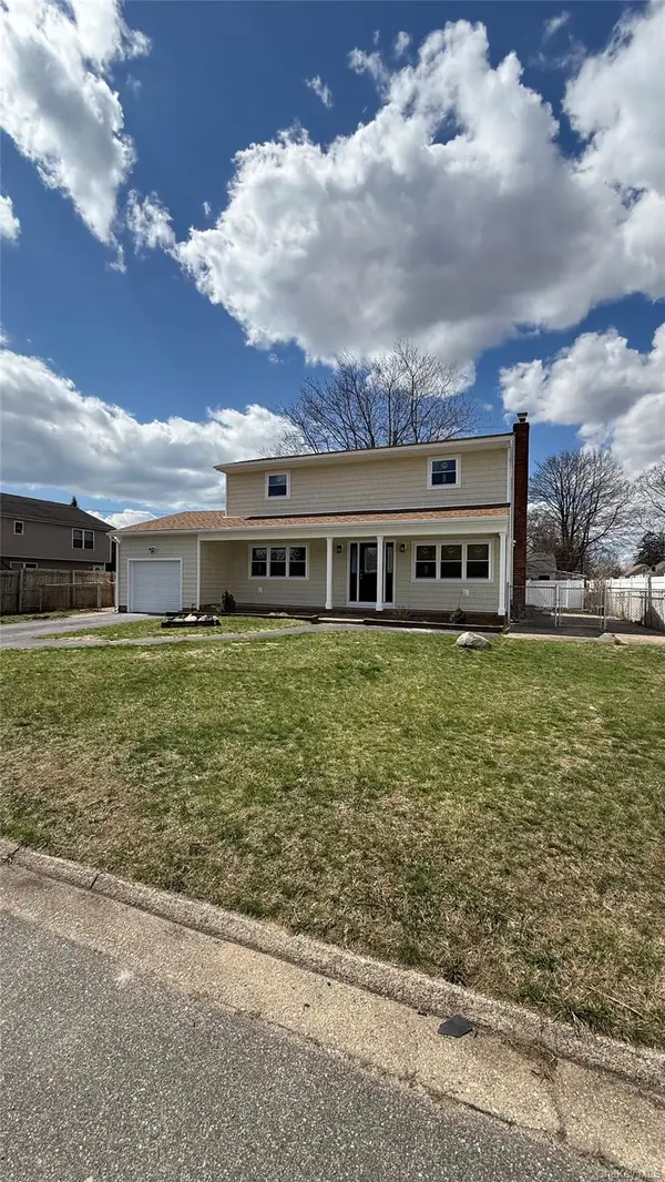 211 4th Avenue, West Babylon, NY 11704