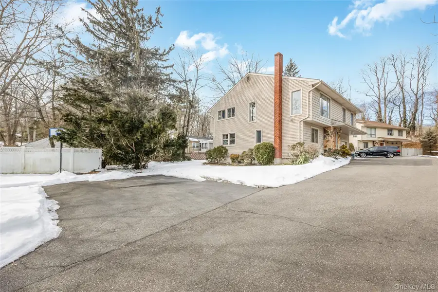 203 Woodbury Road, Woodbury, NY 11797 - #3