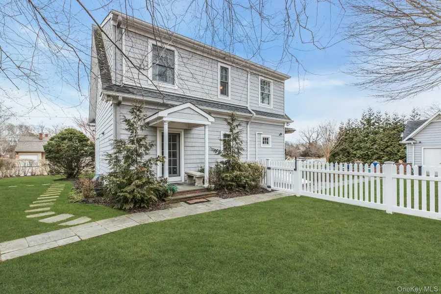 4 Wells Lane, Hampton Bays, NY 11946 - #2