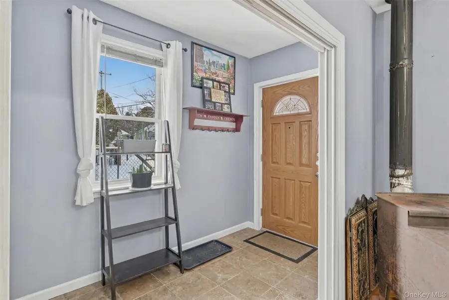 10 Maple Avenue N, Loch Sheldrake, NY 12779 - #2