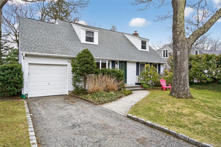 20 Marlboro Drive, West Hills, NY 11743 - #3