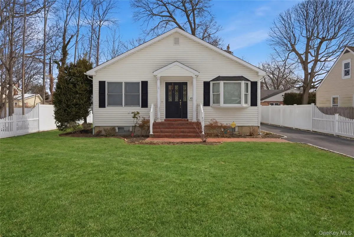 43 Ridgeway Boulevard, Bay Shore, NY 11706 - #1