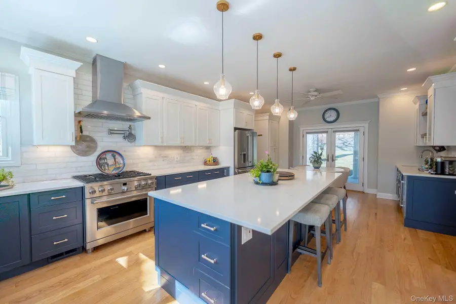 5 Ocean Avenue, Northport, NY 11768 - #2