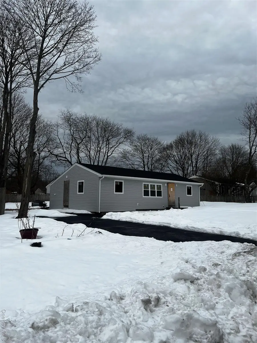 547 Taylor Avenue, East Patchogue, NY 11772 - #2