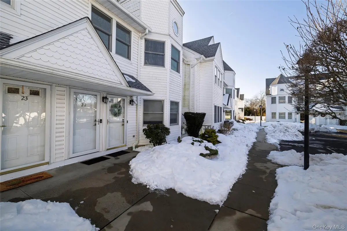 22 Ridgewood Drive, Wantagh, NY 11793 - #1