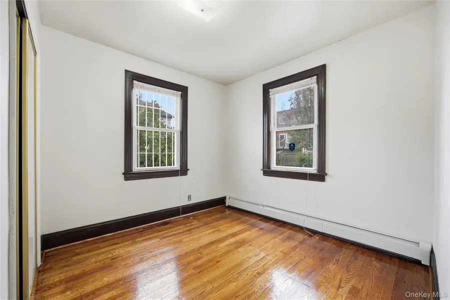 8343 261st Street, Floral Park, NY 11004 - #3