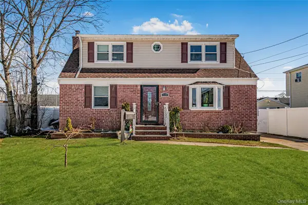 739 N Ascan Street, Elmont, NY 11003