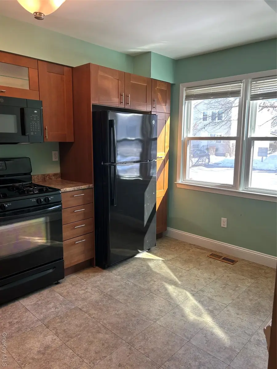 135 W Nyack Road #111, Nanuet, NY 10954 - #3