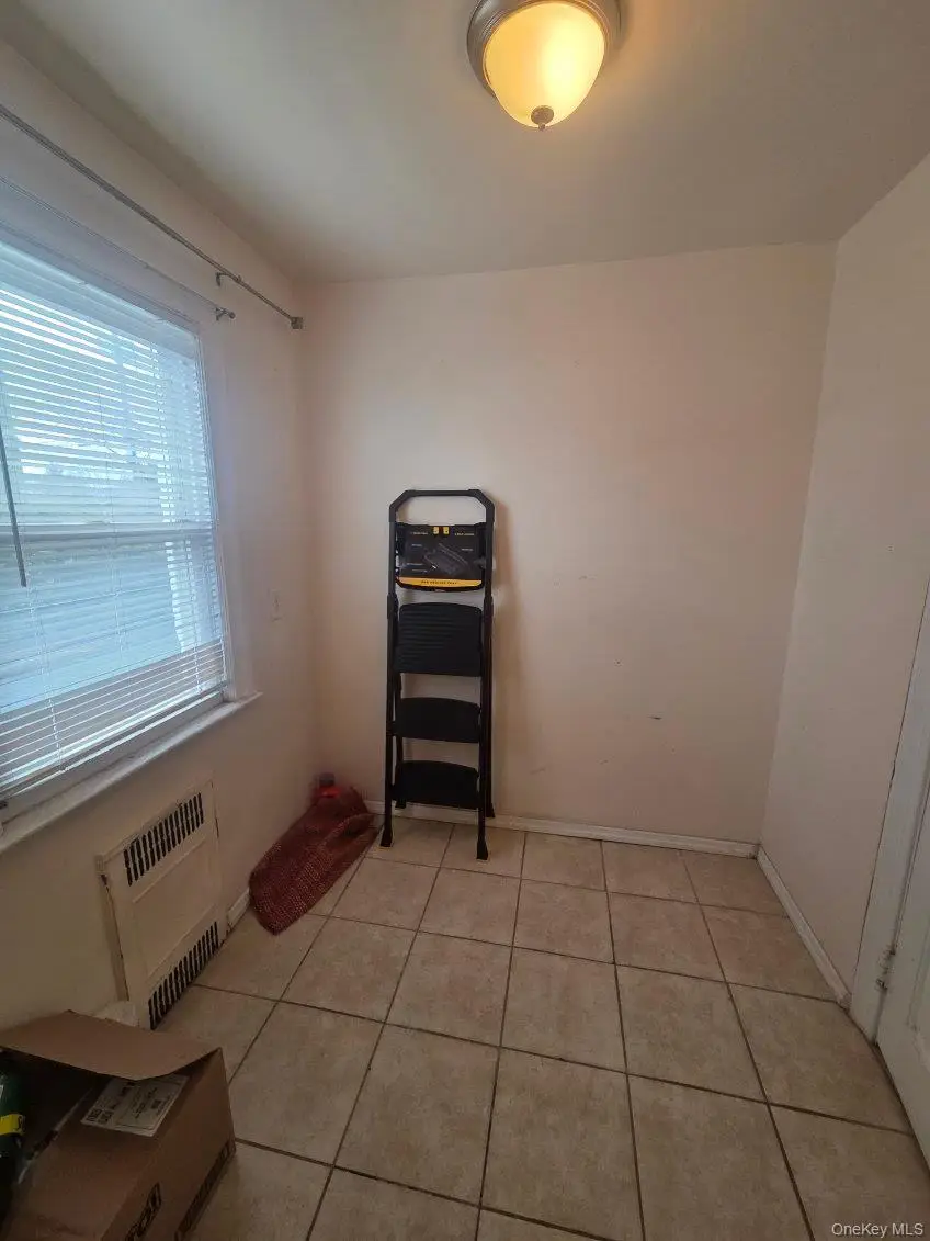 42 Sunset Drive, Hempstead, NY 11550 - #3