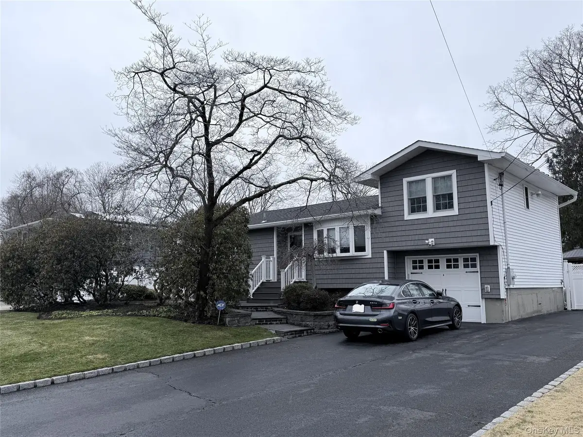 11 Meehan Lane, Coram, NY 11727 - #1