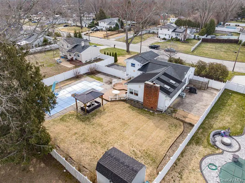 11 Meehan Lane, Coram, NY 11727 - #3