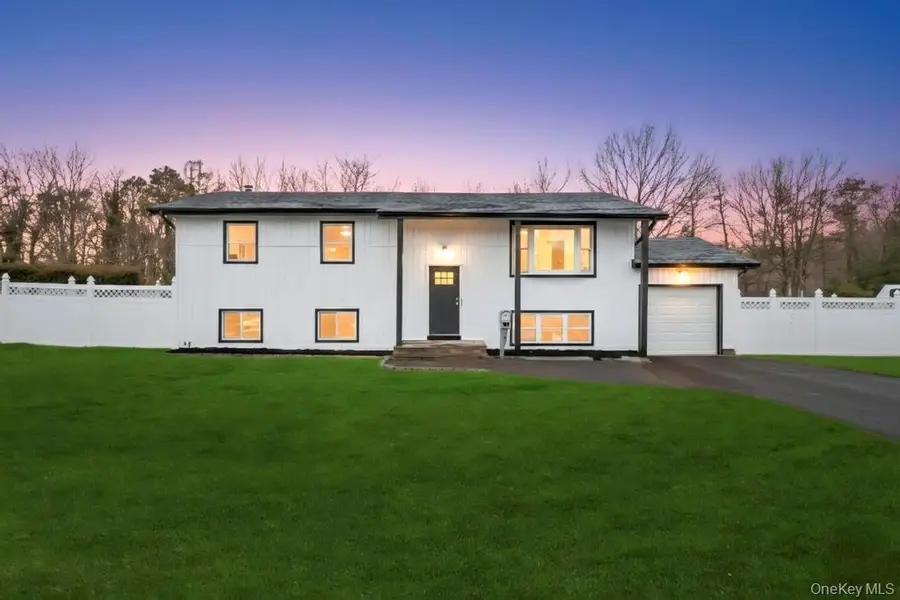 191 Ridge Road, Wheatley Heights, NY 11798 - #2