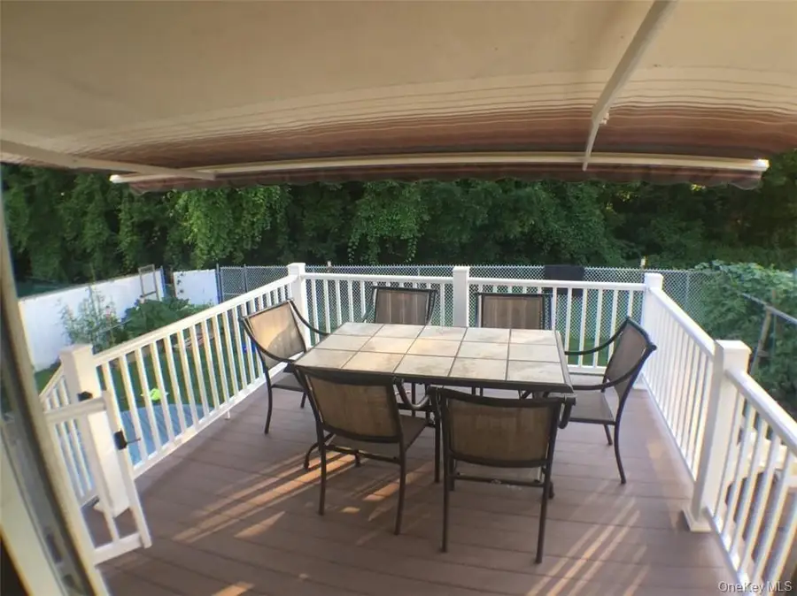 40 Roanoke Avenue, Rye Brook, NY 10573 - #3