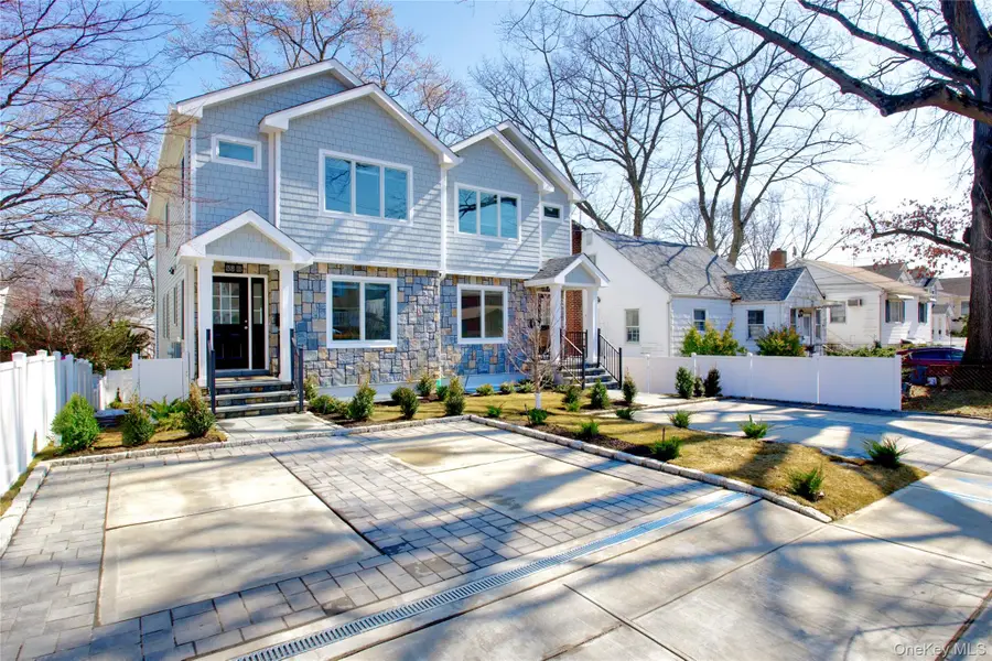 56 Kirkwood Road, Port Washington, NY 11050 - #3