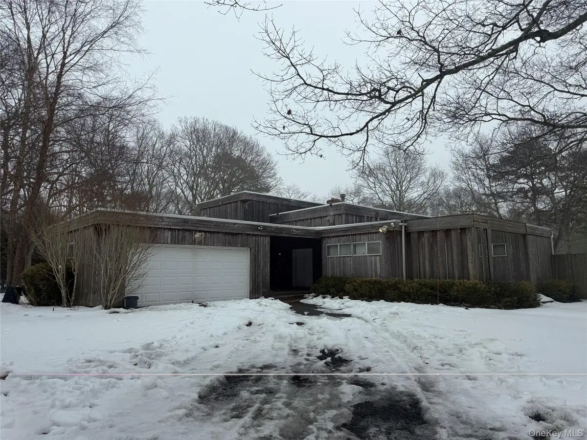 19 Fox Hollow Drive, East Quogue, NY 11942 - #1