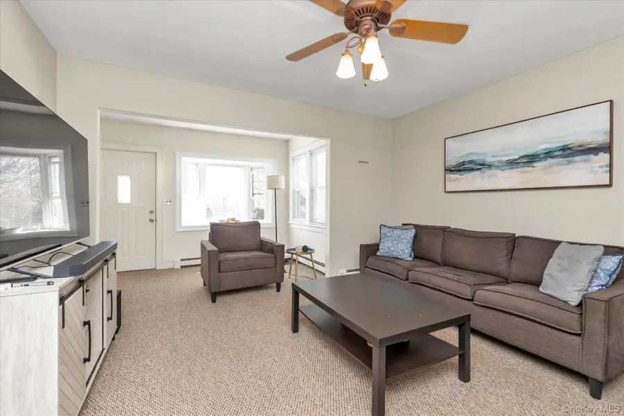 117 Avenue B, West Babylon, NY 11704 - #3