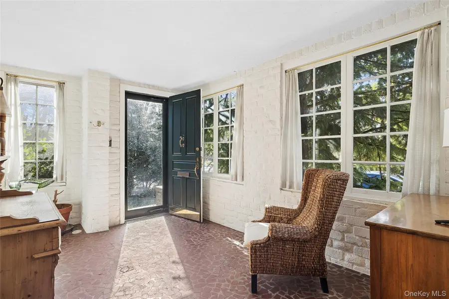 205 Puritan Avenue, Forest Hills, NY 11375 - #3