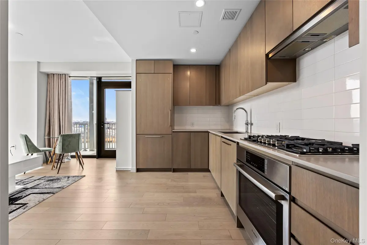 131-02A 40th Road #9H, Flushing, NY 11354 - #1