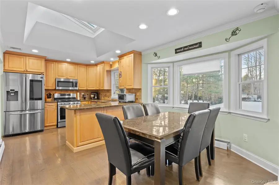 21 Rawlings Drive, Melville, NY 11747 - #3