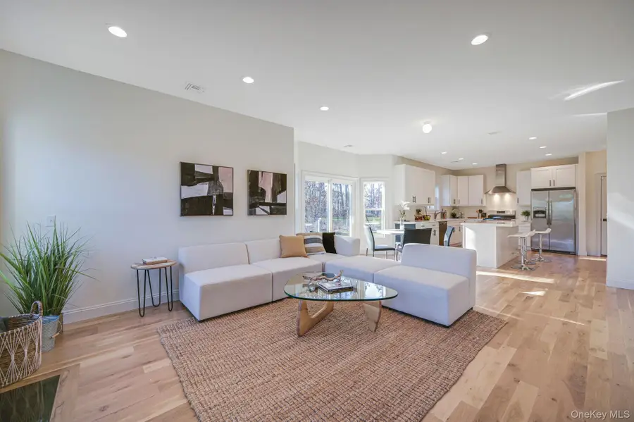 465 Mill Road, Coram, NY 11727 - #3