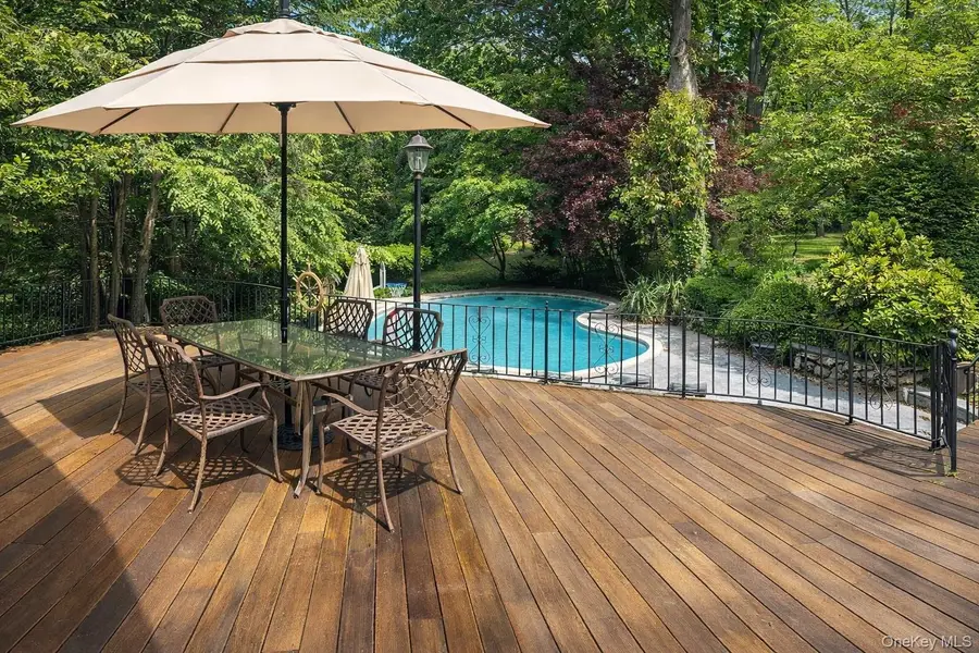 10 Dorchester Drive, Muttontown, NY 11545 - #2