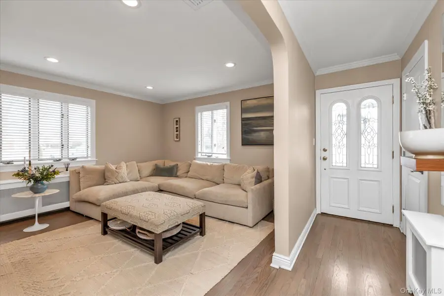 48 Ann Street, Glen Cove, NY 11542 - #2