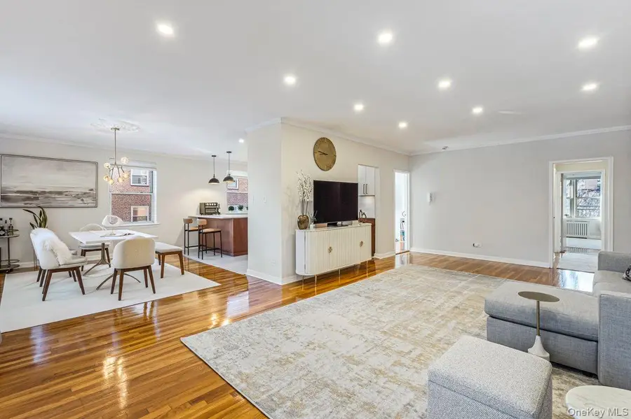 162-01 Powells Cove Boulevard #2D, Beechhurst, NY 11357 - #2