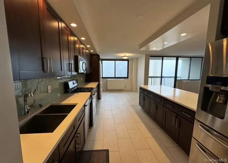 1 Bay Club Drive #17D, Bayside, NY 11360 - #3