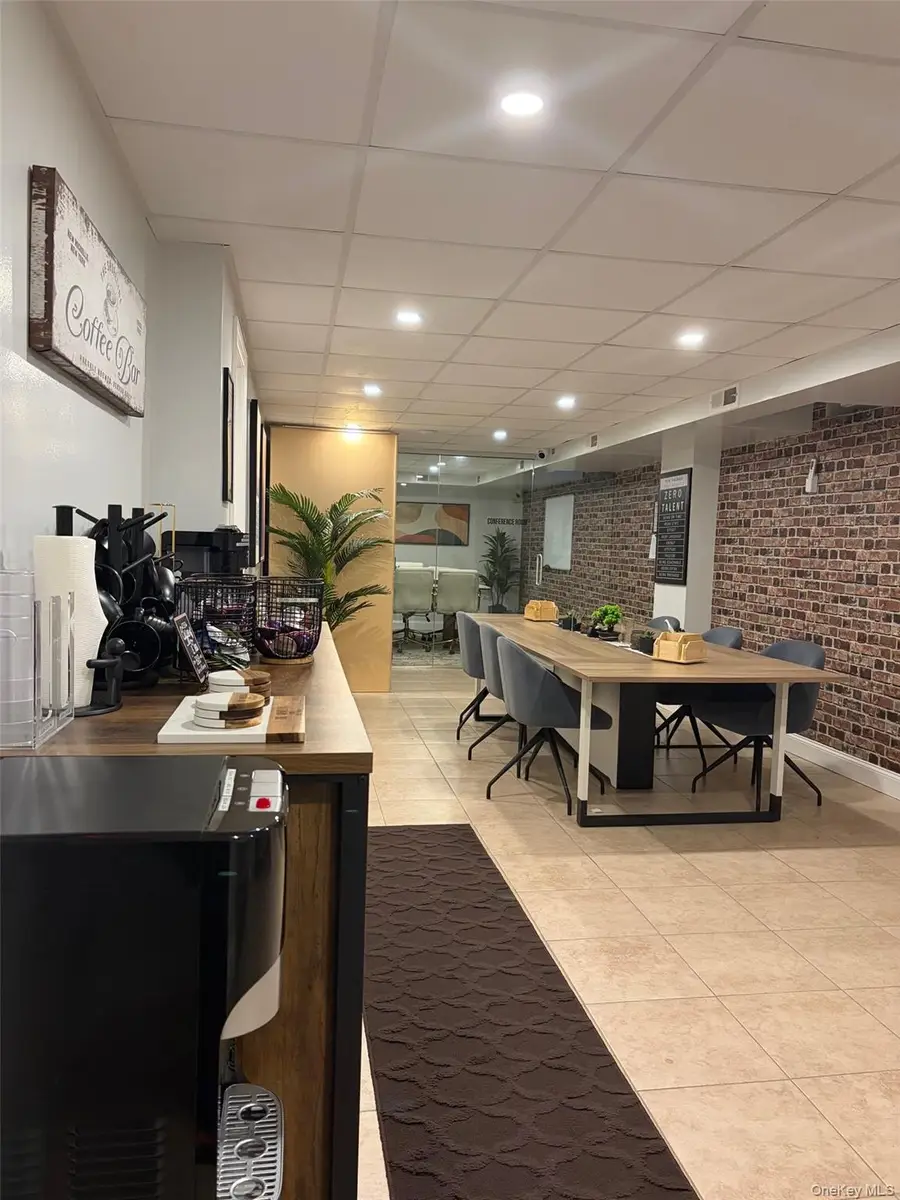 210 Pelham Road #5L, New Rochelle, NY 10805 - #2