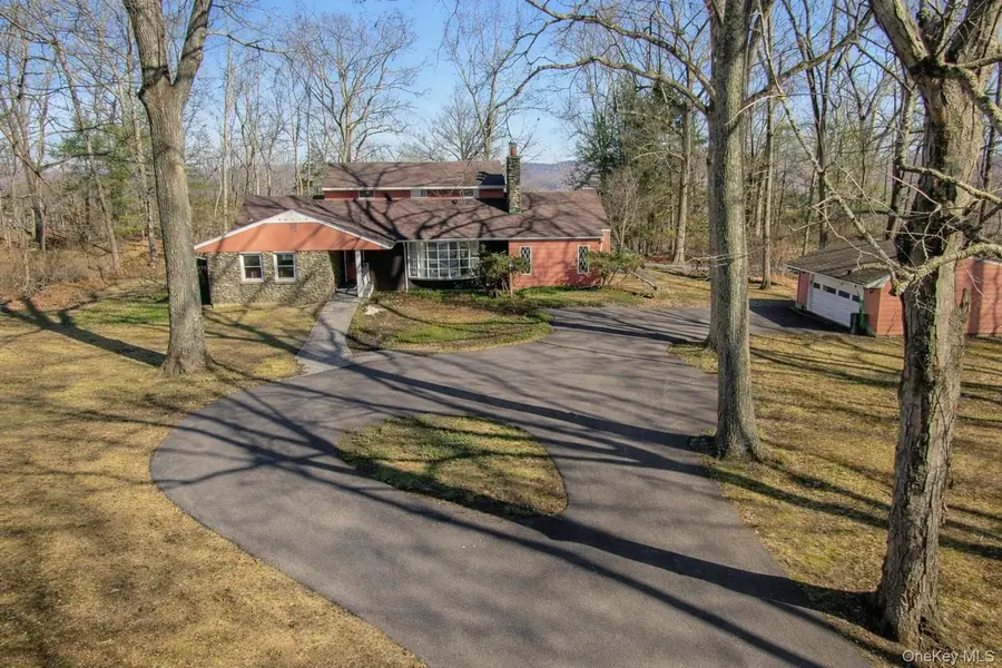 16 Young Road, Katonah, NY 10536 - #2