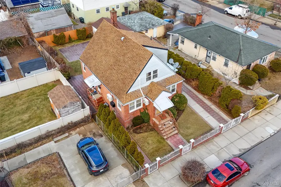 22039 136th Avenue, Laurelton, NY 11413 - #3