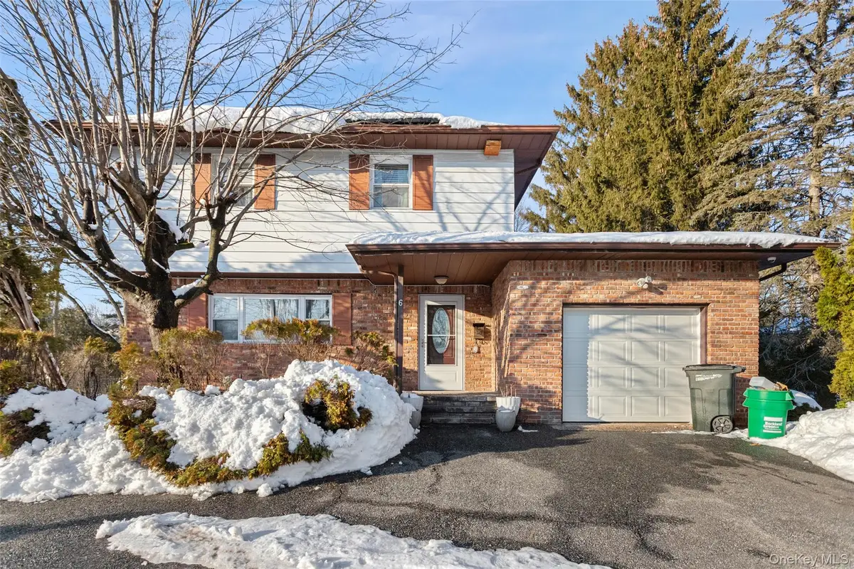 6 Merrick Lane, Spring Valley, NY 10977 - #1