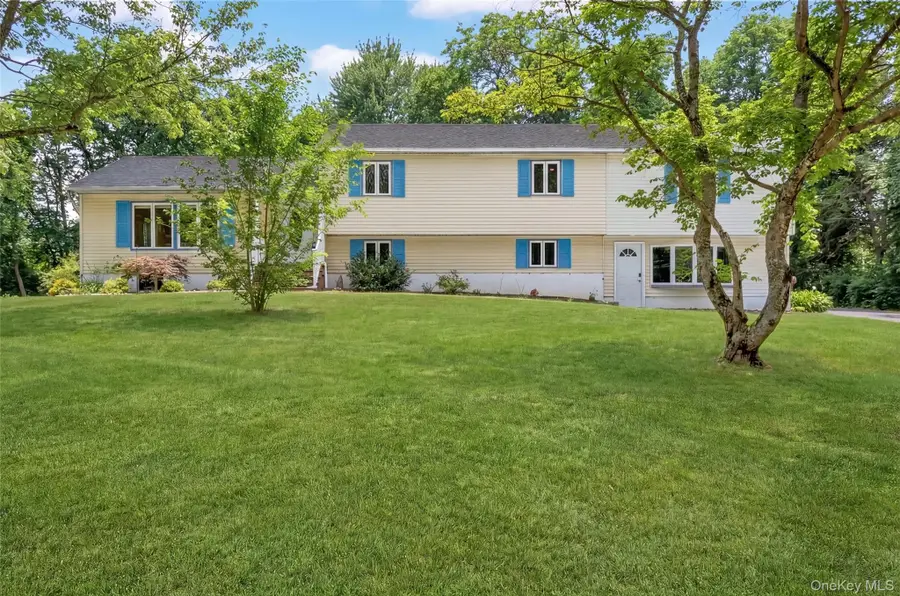 16 Orchard Lane, Hopewell Junction, NY 12533 - #2