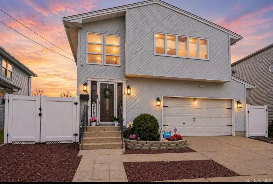 251 Arthur Street, Freeport, NY 11520 - #2