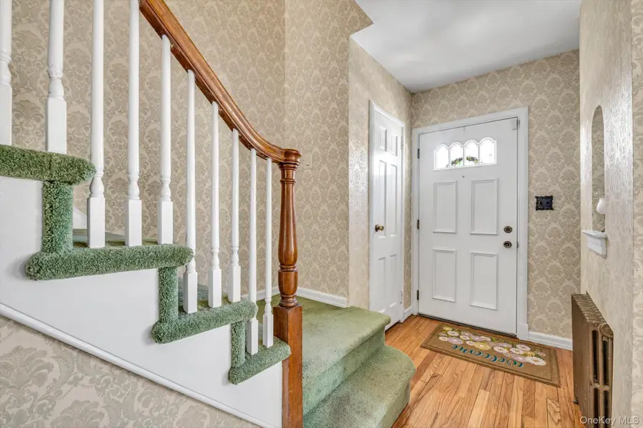 60 Aberdeen Road, New Hyde Park, NY 11040 - #2