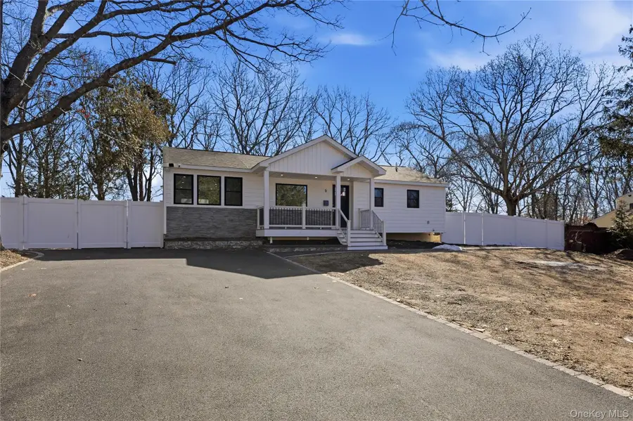 5 Bear Lane, Centereach, NY 11720 - #3